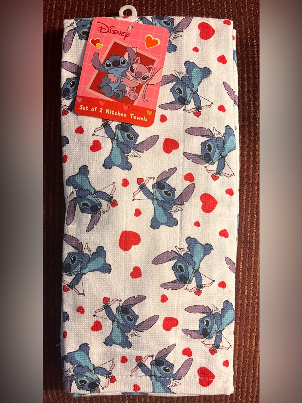Disney Stitch Valentine's Day kitchen towels (2)